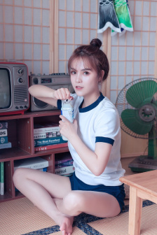 青春期的婶婶电影在线观看完整版